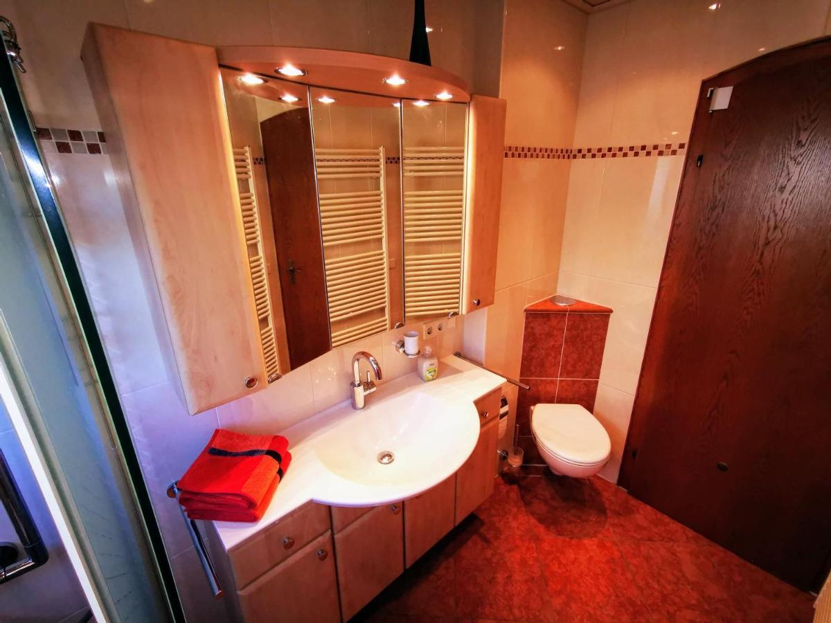 Ferienwohnung Maria Laach 3 グレース  エクステリア 写真